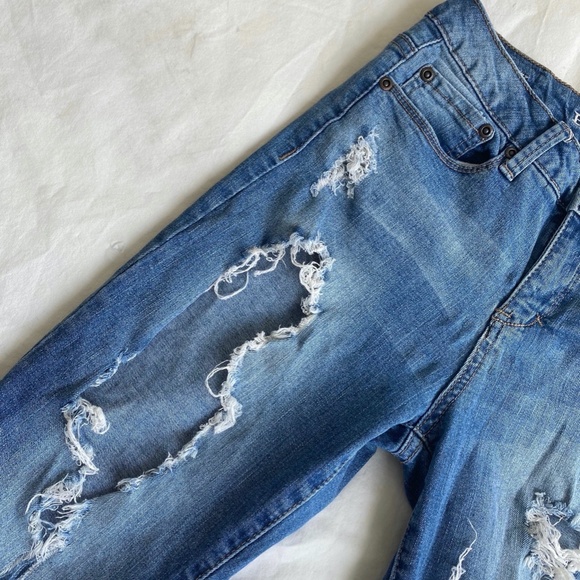 Mid Rise Ripped Skinny Jeans - Picture 3 of 3